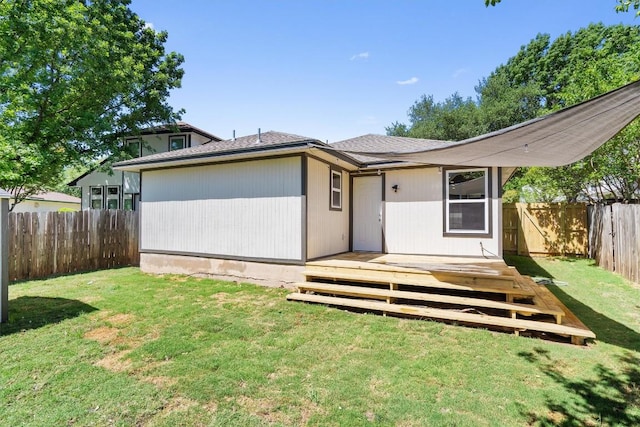 8121 Almondsbury Ln, Austin, TX 78748 - view of front facade with a deck