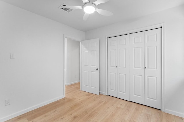 8121 Almondsbury Ln, Austin, TX 78748 - unfurnished bedroom featuring light wood-type flooring, baseboards, a closet, and a ceiling fan
