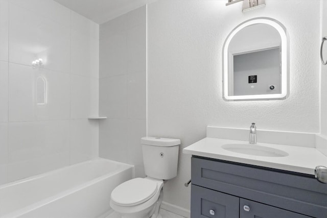 8121 Almondsbury Ln, Austin, TX 78748 - bathroom with toilet, vanity, and bathtub / shower combination