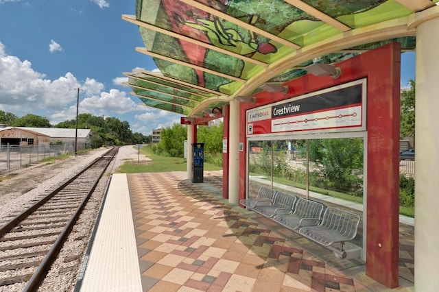 7313 Grover Ave, Austin, TX 78757 - view of property's community