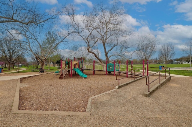 7313 Grover Ave, Austin, TX 78757 - view of community play area