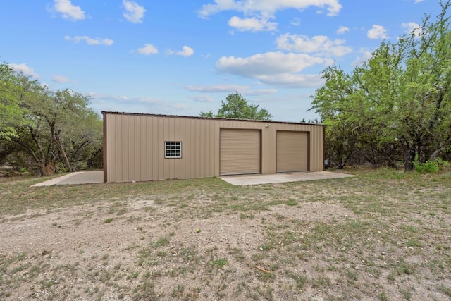 view of outbuilding featuring an outbuilding