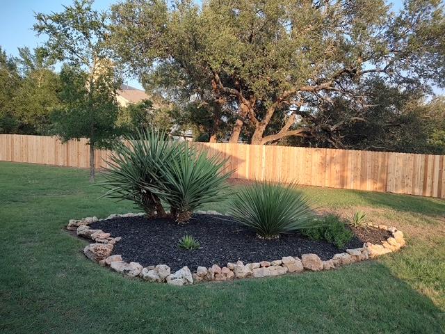 101 Dakota Dr, Georgetown, TX 78633 - view of yard