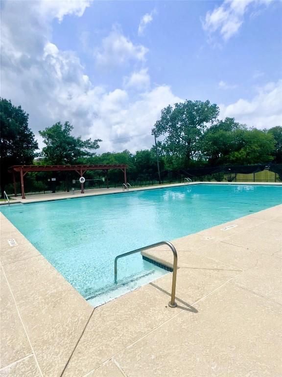 1015 Acanthus St, Pflugerville, TX 78660 - view of community pool