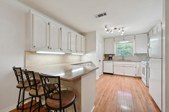 4722 Frontier Trl, Austin, TX 78745 - photo 7