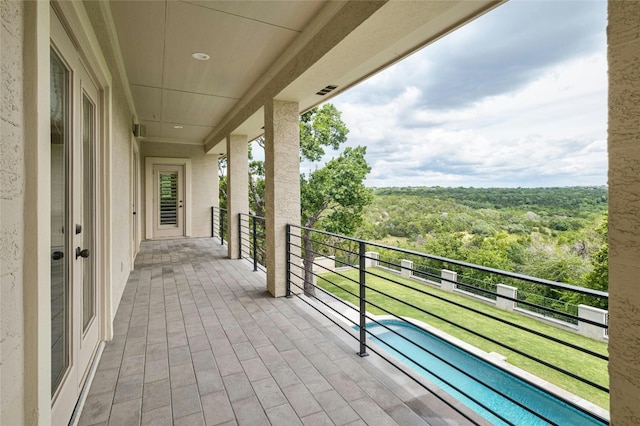 4101 Top Of Texas Trl, Austin, TX 78735 - patio / terrace with a forest view