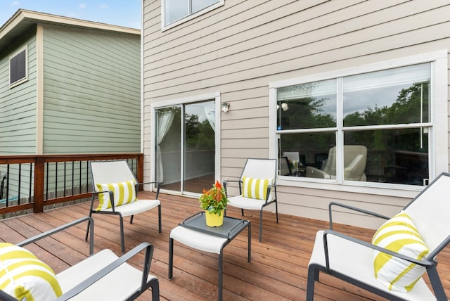 10701 Garbacz Dr, Austin, TX 78748 - view of wooden terrace
