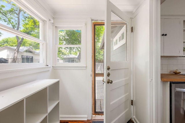 1200 Cullen Ave Unit B, Austin, TX 78757 - view of doorway to outside