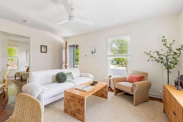 1200 Cullen Ave Unit B, Austin, TX 78757 - living area with ceiling fan and baseboards