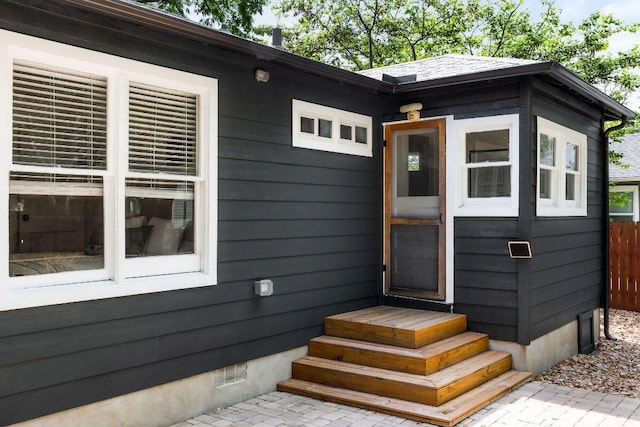 1200 Cullen Ave Unit B, Austin, TX 78757 - property entrance with fence and crawl space
