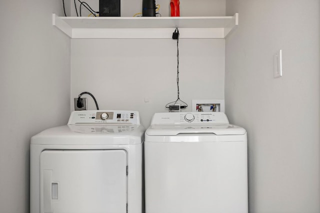 1203 Hollow Creek Dr Unit 101, Austin, TX 78704 - laundry area featuring washer and dryer