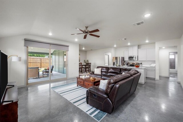 805 Freedom Cir, Nolanville, TX 76559 - photo 4