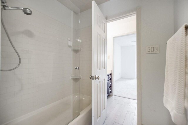 bathroom featuring shower / bath combination