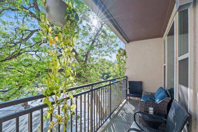 1900 Barton Springs Rd Unit 3007, Austin, TX 78704 - view of balcony