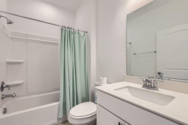 169 Slenderleaf Dr, Marble Falls, TX 78654 - bathroom featuring toilet, shower / bath combo, and vanity