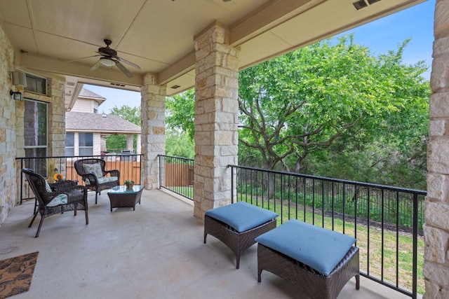 10033 Lisi Anne Dr, Austin, TX 78717 - patio / terrace with ceiling fan