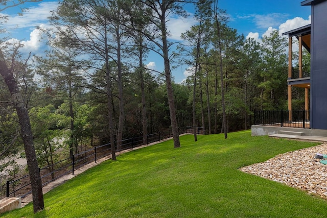 view of yard featuring fence