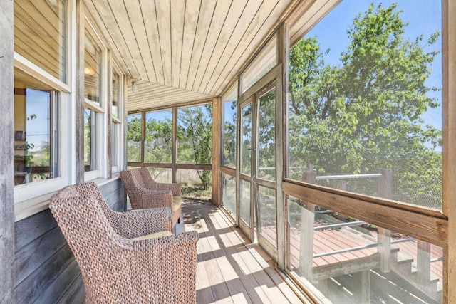 view of sunroom / solarium