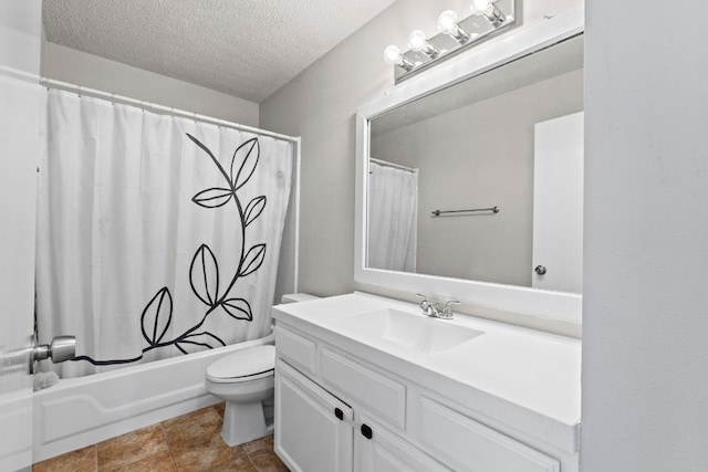 bathroom with shower / bath combo with shower curtain, toilet, a textured ceiling, and vanity