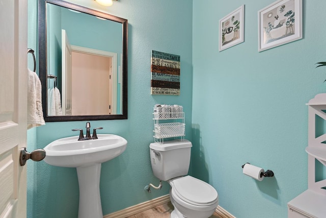 2812 Saint Rodrigo Ct, Round Rock, TX 78665 - bathroom featuring toilet and baseboards