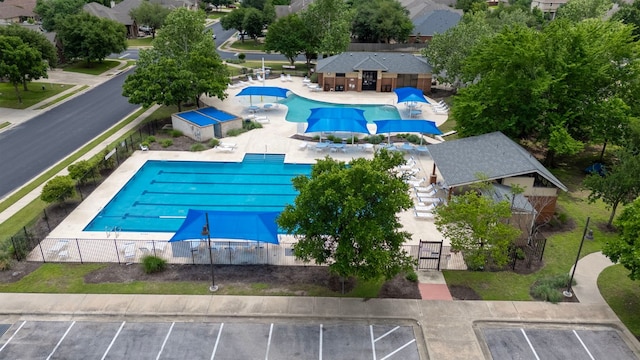 2129 Aaron Ross Way, Round Rock, TX 78665 - community pool with a gate