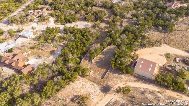 124 Calhoon Ct, Canyon Lake, TX 78133
