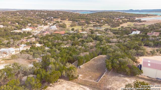 124 Calhoon Ct, Canyon Lake, TX 78133