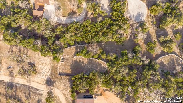 124 Calhoon Ct, Canyon Lake, TX 78133