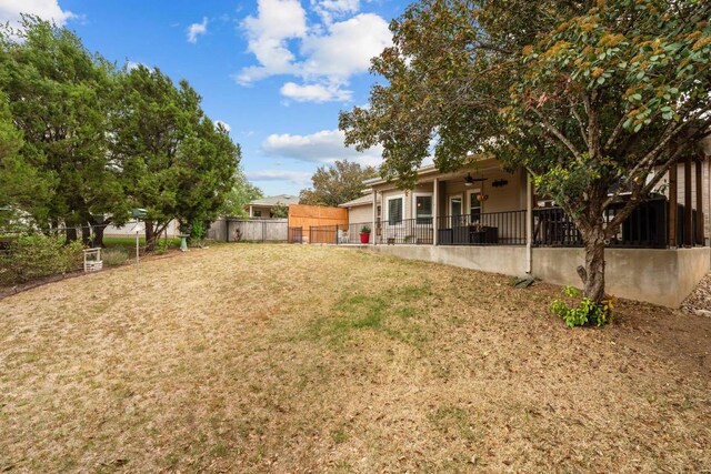 4906 Thunderbird Dr, Lago Vista, TX 78645 - view of yard with ceiling fan