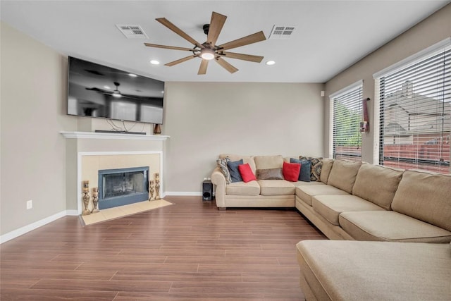 3306 Castleton Dr, Killeen, TX 76542 - living room with baseboards, recessed lighting, wood finished floors, and a ceiling fan