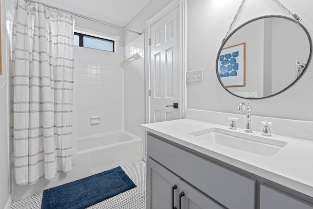 129 The Hills Dr, The Hills, TX 78738 - full bathroom with shower / bath combo and vanity