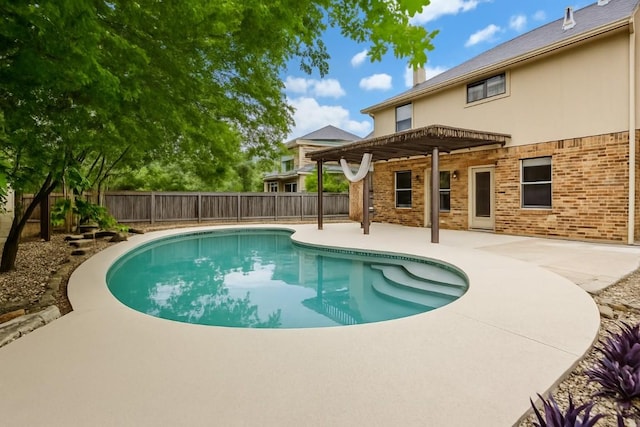 9007 Tweed Berwick Dr, Austin, TX 78750 - view of pool featuring a pergola, a patio area, and a fenced backyard