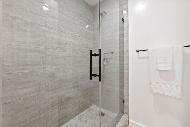 609 Clearwater Trl, Round Rock, TX 78664 - bathroom with a stall shower