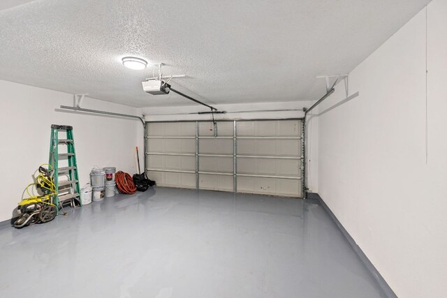 609 Clearwater Trl, Round Rock, TX 78664 - garage with a garage door opener