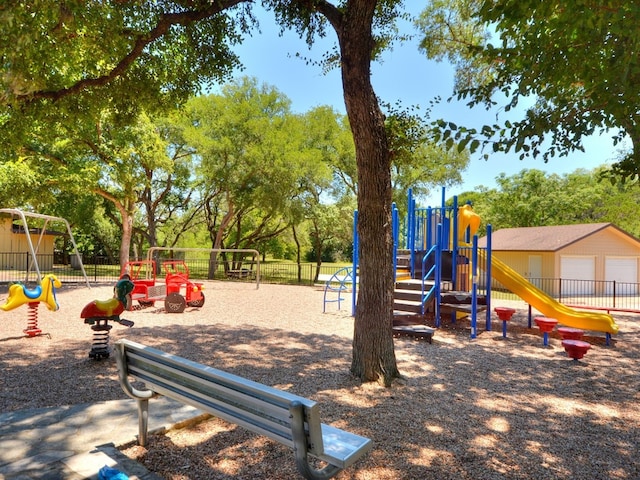 5412 Moon Shadow Dr, Austin, TX 78735 - community play area with fence
