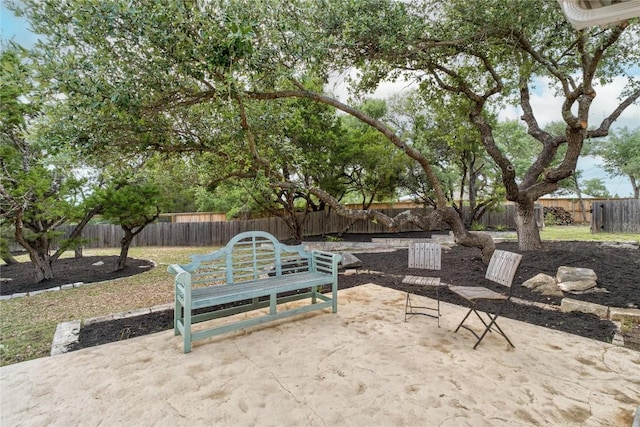 10 Scarlet Rdg, Austin, TX 78737 - fenced backyard featuring a patio area