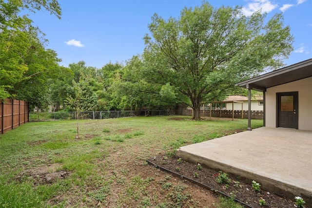 6405 Danwood Dr, Austin, TX 78759 - fenced backyard featuring a patio area