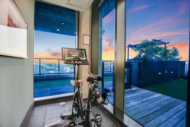 84 E Ave Unit 3909, Austin, TX 78701 - interior space featuring baseboards and floor to ceiling windows
