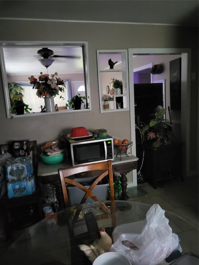 1403 Wallace St, Taylor, TX 76574 - view of dining space
