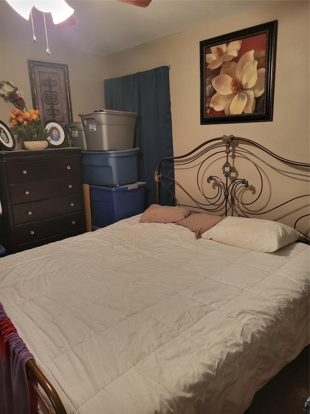 1403 Wallace St, Taylor, TX 76574 - bedroom featuring a ceiling fan