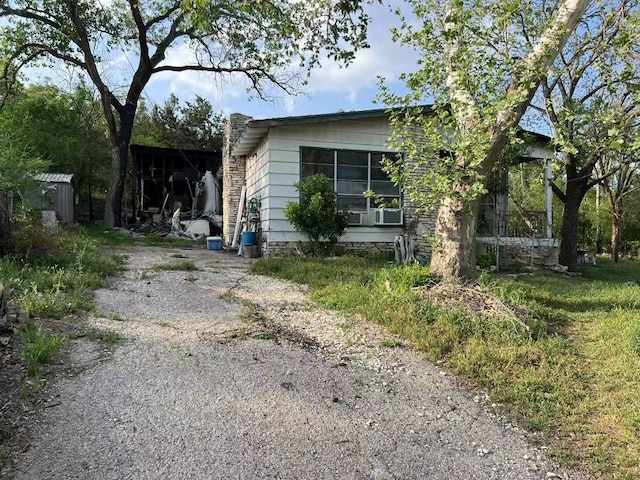11014 W Lake Terrace Dr, Jonestown, TX 78645 - view of side of property