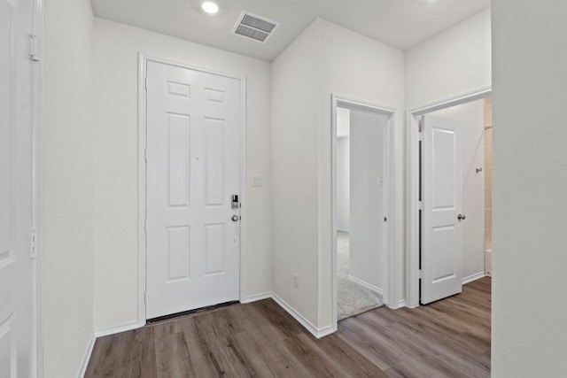 3756 Liberi Ln, Round Rock, TX 78665 - entryway featuring wood finished floors, baseboards, and recessed lighting