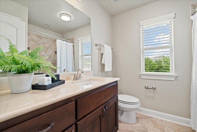 4211 Front Range Ln, Austin, TX 78732 - full bath featuring tile patterned flooring, a shower with curtain, toilet, vanity, and baseboards