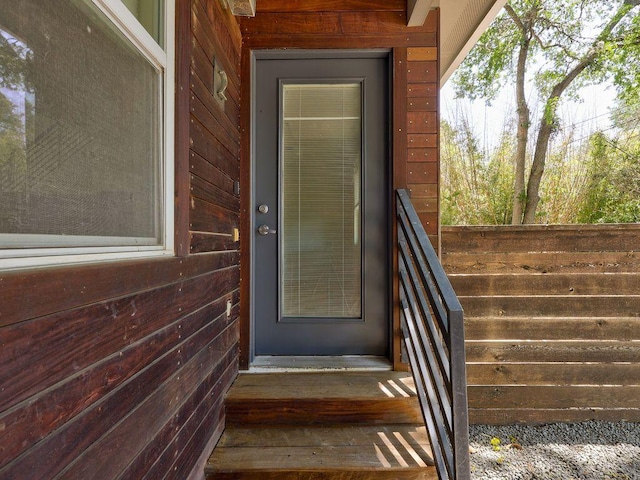 view of property entrance