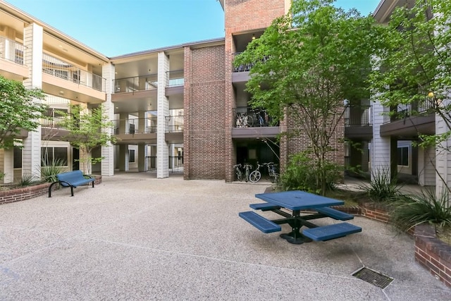 501 W 26th St Unit 312, Austin, TX 78705 - view of apartment building / complex