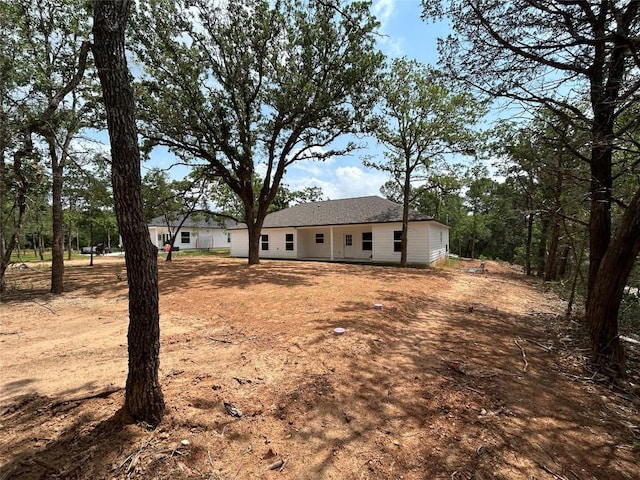 128 Heleakala Dr, Bastrop, TX 78602 - view of yard