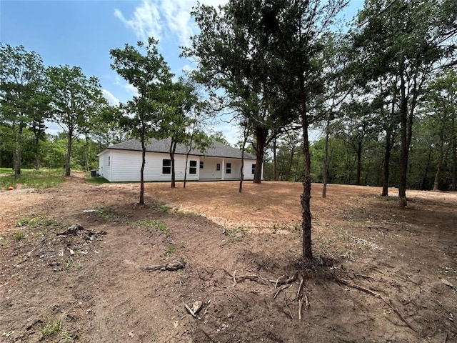 128 Heleakala Dr, Bastrop, TX 78602 - view of yard