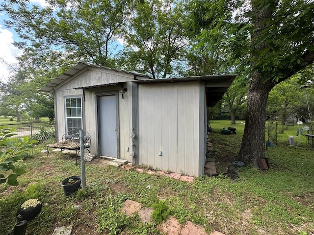 201 E Bluebonnet Ln, Johnson City, TX 78636 - view of shed with fence