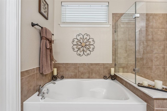 104 Emory Peak Trl, Georgetown, TX 78633 - full bath with a bath