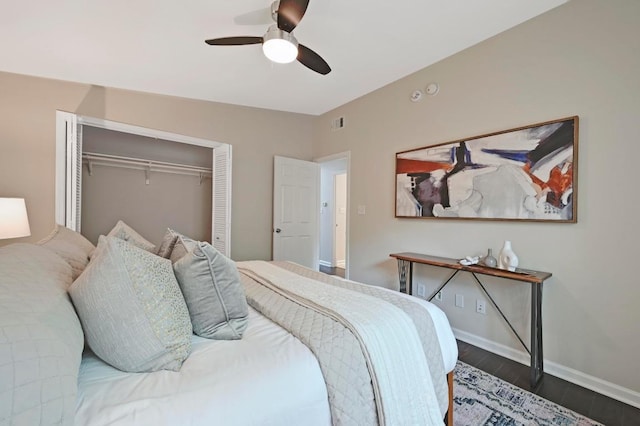 2115 Ann Arbor Ave Unit B, Austin, TX 78704 - bedroom with a closet, wood finished floors, baseboards, and ceiling fan